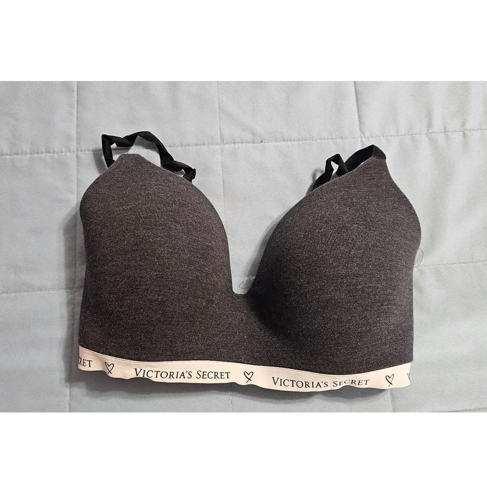 Victoria's Secret Wireless Logo Band T-Shirt Bra Gray 34DDD F75